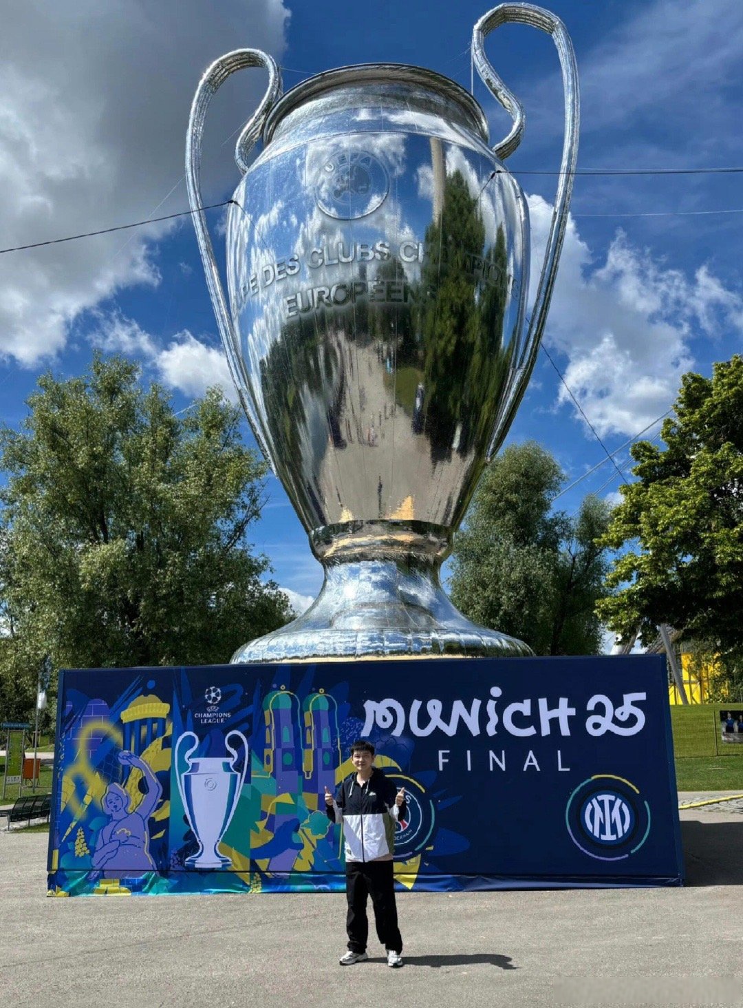 包含国际米兰国际比赛日豪取连胜,志在社区盾名次提升,气氛紧张,年轻球员得到机会的词条 包含国际米兰国际比赛日豪取连胜,志在社区盾名次提升,气氛紧张,年轻球员得到机会的词条